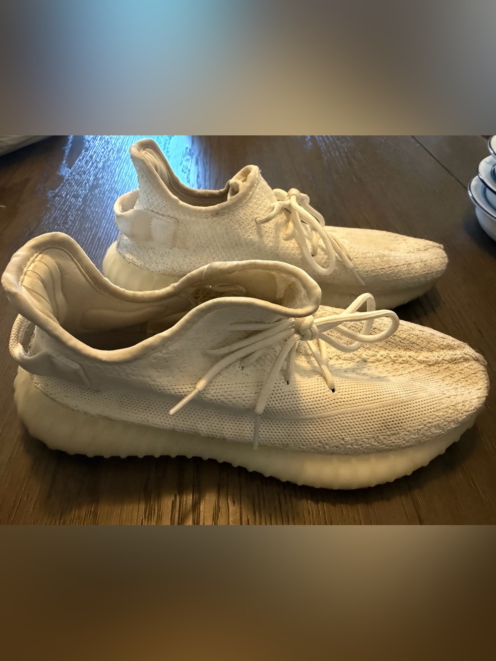 Yeezy Boost 350 V2 Triple White Athletic Sneakers Sz 9.5